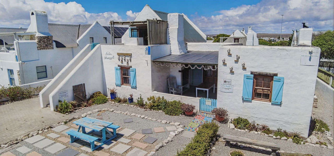 A'la Mossel 1, paternoster self-catering accommodation, 2 Bedrooms, book self catering accommodation, western cape, west coast accommodation, paternoster accommodation