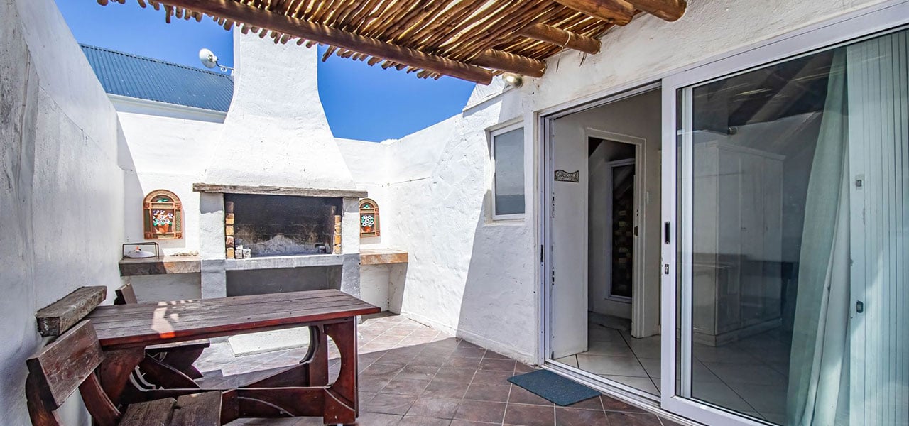 Astrandt 2, paternoster self-catering accommodation, book self catering accommodation, western cape, west coast accommodation, paternoster accommodation