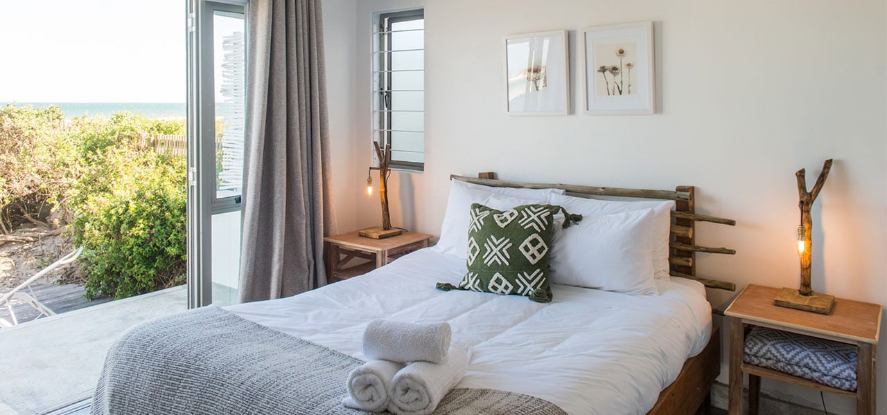 Driftwood, paternoster self-catering accommodation, 4 Bedrooms, book self catering accommodation, western cape, west coast accommodation, paternoster accommodation