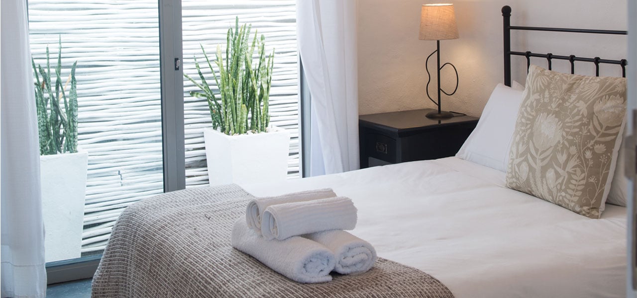 Driftwood, paternoster self-catering accommodation, 4 Bedrooms, book self catering accommodation, western cape, west coast accommodation, paternoster accommodation