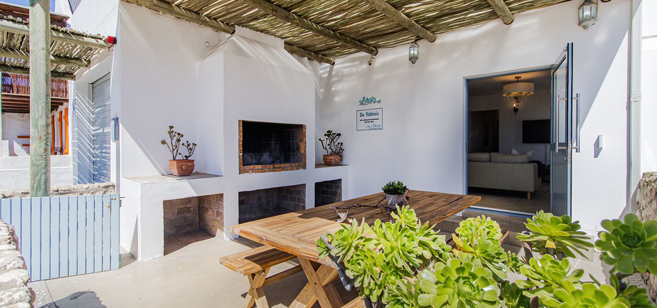 Die Veldmuis, paternoster self-catering accommodation, 3 Bedrooms, book self catering accommodation, western cape, west coast accommodation, paternoster accommodation