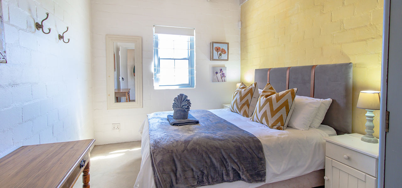 Die Veldmuis, paternoster self-catering accommodation, 3 Bedrooms, book self catering accommodation, western cape, west coast accommodation, paternoster accommodation