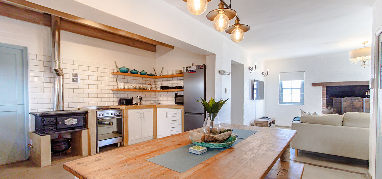 Die Veldmuis, paternoster self-catering accommodation, 3 Bedrooms, book self catering accommodation, western cape, west coast accommodation, paternoster accommodation