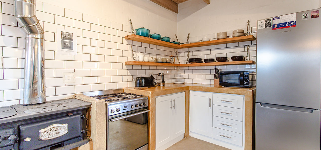 Die Veldmuis, paternoster self-catering accommodation, 3 Bedrooms, book self catering accommodation, western cape, west coast accommodation, paternoster accommodation