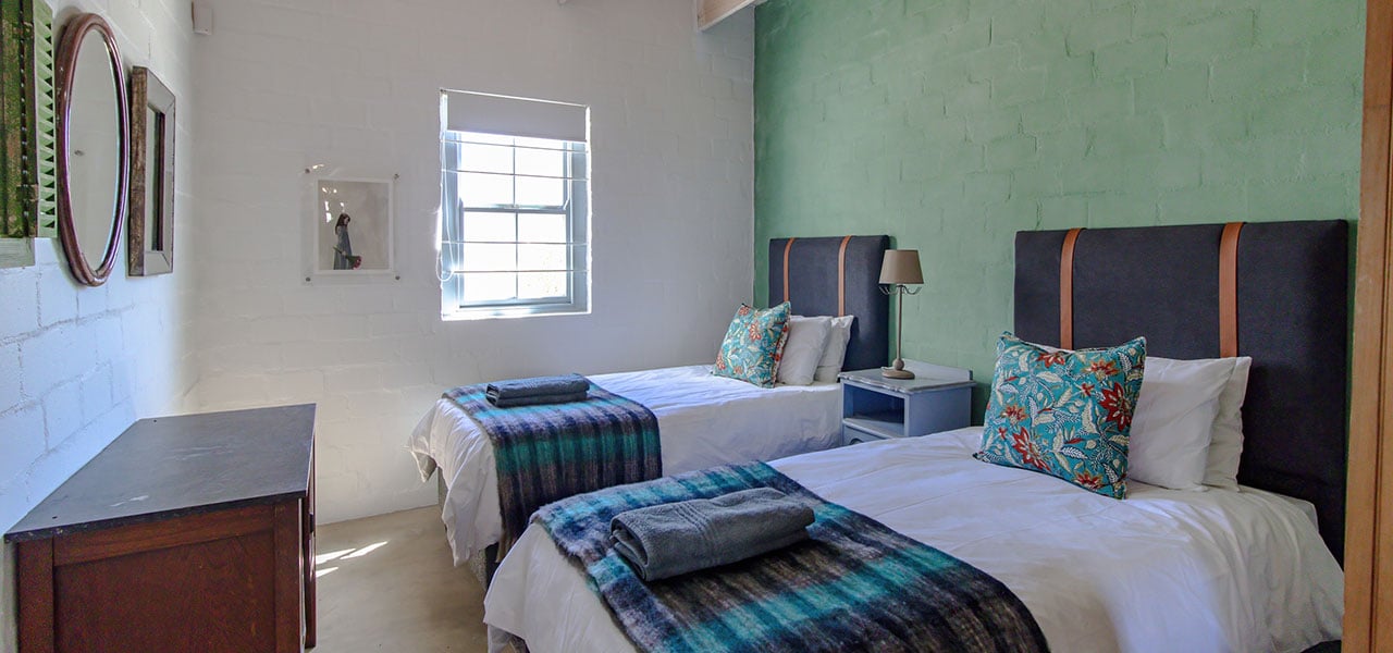 Die Veldmuis, paternoster self-catering accommodation, 3 Bedrooms, book self catering accommodation, western cape, west coast accommodation, paternoster accommodation