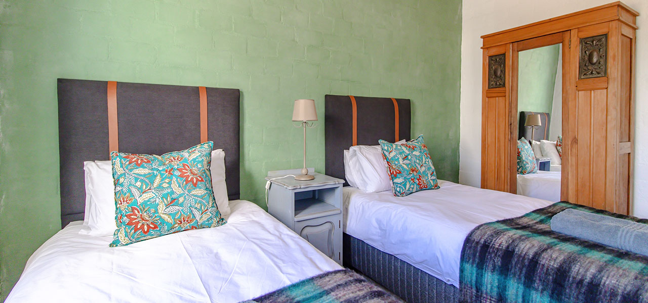 Die Veldmuis, paternoster self-catering accommodation, 3 Bedrooms, book self catering accommodation, western cape, west coast accommodation, paternoster accommodation
