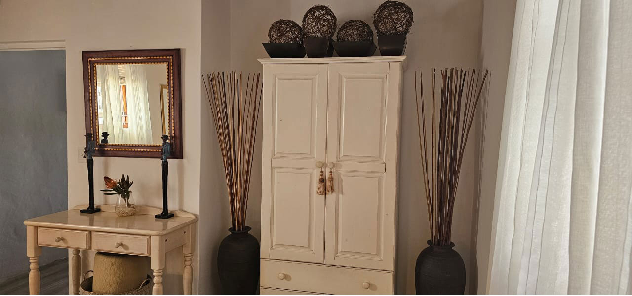 Dis Beau-tie-ful, paternoster self-catering accommodation, book self catering accommodation, western cape, west coast accommodation, paternoster accommodation