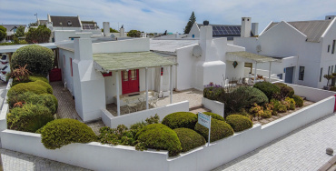 Dis Beau-tie-ful, paternoster self-catering accommodation, book self catering accommodation, western cape, west coast accommodation, paternoster accommodation