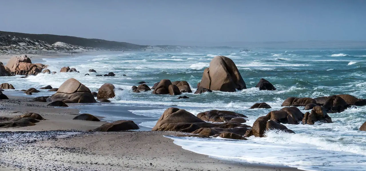 Seabird Point, paternoster self-catering accommodation, 4 Bedrooms, book self catering accommodation, western cape, west coast accommodation, paternoster accommodation