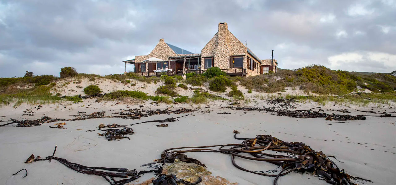 Seabird Point, paternoster self-catering accommodation, 4 Bedrooms, book self catering accommodation, western cape, west coast accommodation, paternoster accommodation