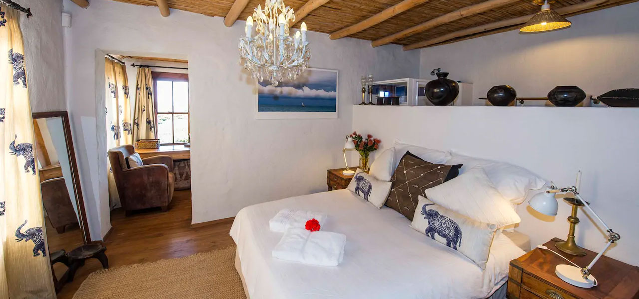 Seabird Point, paternoster self-catering accommodation, 4 Bedrooms, book self catering accommodation, western cape, west coast accommodation, paternoster accommodation