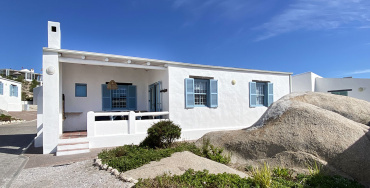 Beach Bliss, paternoster self-catering accommodation, 3 Bedrooms, book self catering accommodation, western cape, west coast accommodation, paternoster accommodation