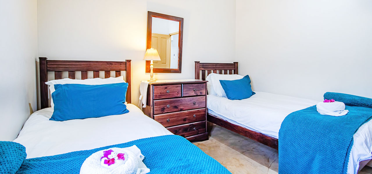 Soul Searcher, paternoster self-catering accommodation, 3 Bedrooms, book self catering accommodation, western cape, west coast accommodation, paternoster accommodation