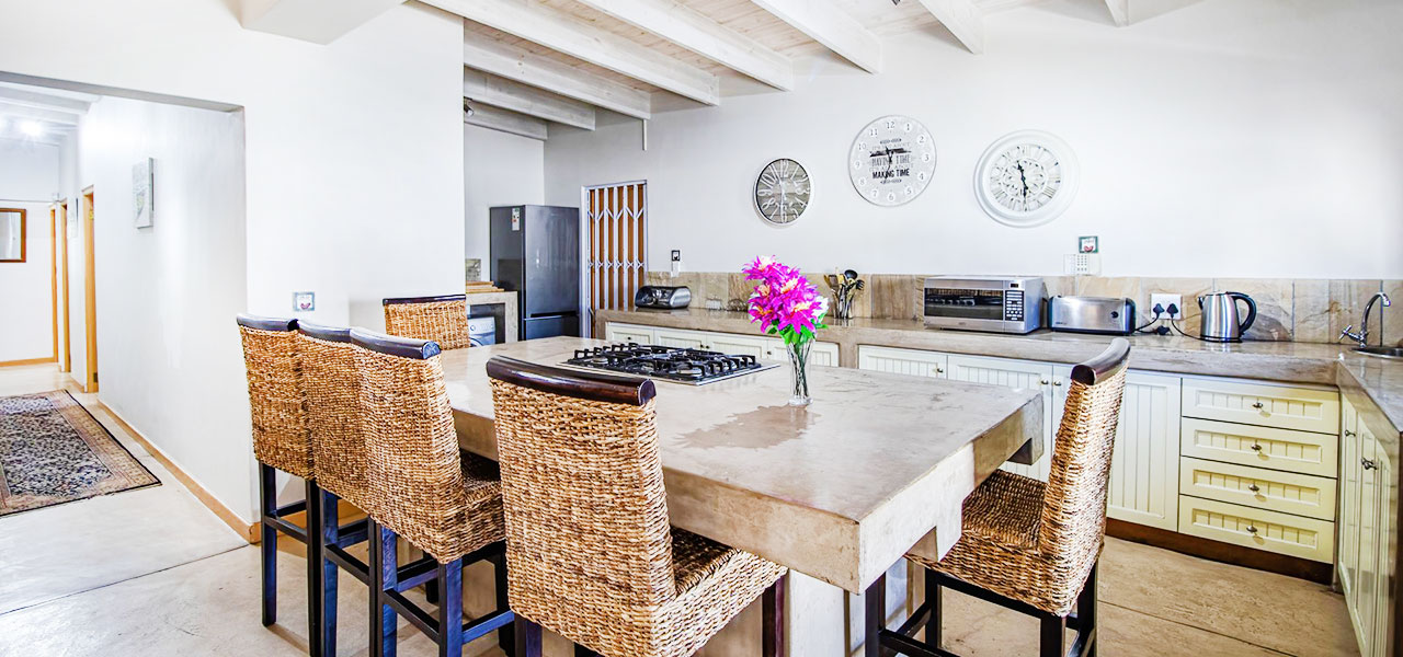 Soul Searcher, paternoster self-catering accommodation, 3 Bedrooms, book self catering accommodation, western cape, west coast accommodation, paternoster accommodation