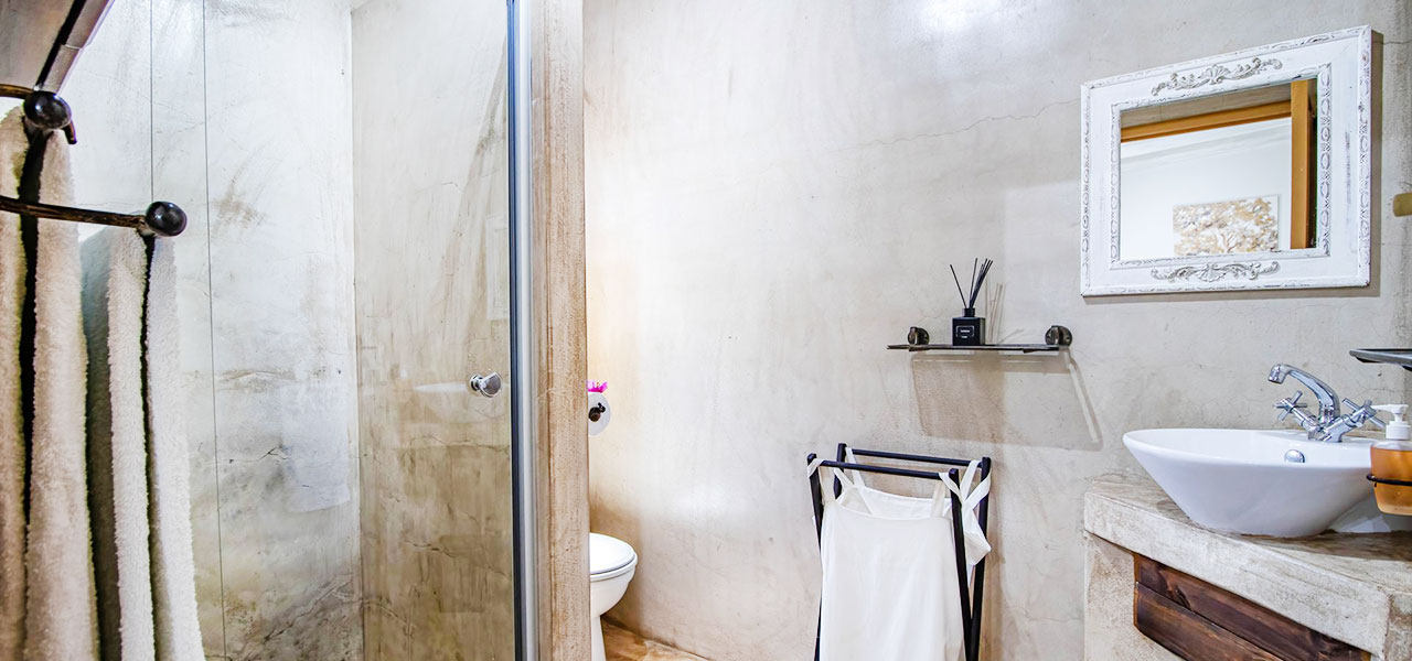 Soul Searcher, paternoster self-catering accommodation, 3 Bedrooms, book self catering accommodation, western cape, west coast accommodation, paternoster accommodation