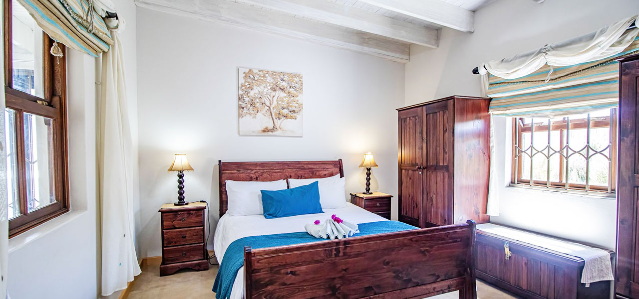 Soul Searcher, paternoster self-catering accommodation, 3 Bedrooms, book self catering accommodation, western cape, west coast accommodation, paternoster accommodation
