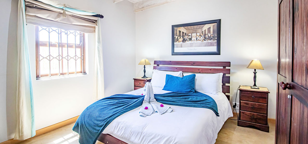 Soul Searcher, paternoster self-catering accommodation, 3 Bedrooms, book self catering accommodation, western cape, west coast accommodation, paternoster accommodation