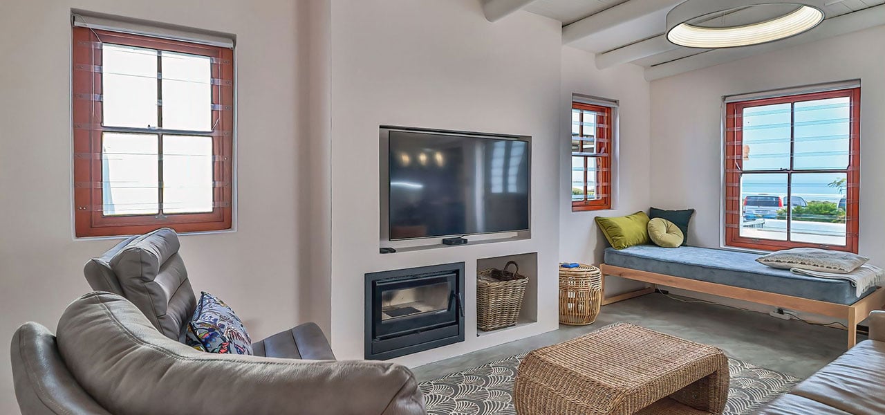 Sandmossel, paternoster self-catering accommodation, 3 Bedrooms, book self catering accommodation, western cape, west coast accommodation, paternoster accommodation