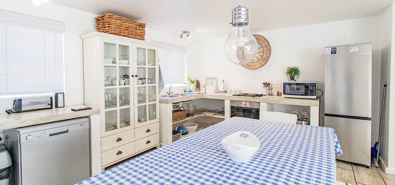 Bakvissie, paternoster self-catering accommodation, 2 Bedrooms, book self catering accommodation, western cape, west coast accommodation, paternoster accommodation