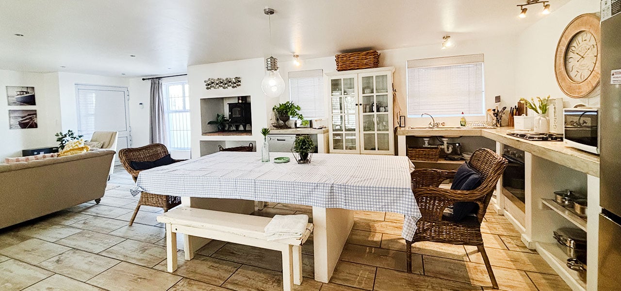 Bakvissie, paternoster self-catering accommodation, 2 Bedrooms, book self catering accommodation, western cape, west coast accommodation, paternoster accommodation