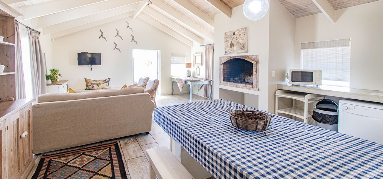 Blaasoppie, paternoster self-catering accommodation, 2 Bedrooms, book self catering accommodation, western cape, west coast accommodation, paternoster accommodation