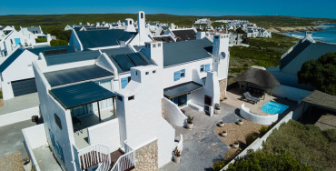 Dreamcatcher - Rosemary, paternoster self-catering accommodation, 1 Bedroom, book self catering accommodation, western cape, west coast accommodation, paternoster accommodation