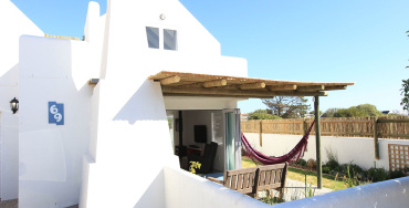 Habibi 1, paternoster self-catering accommodation, 2 Bedrooms, book self catering accommodation, western cape, west coast accommodation, paternoster accommodation