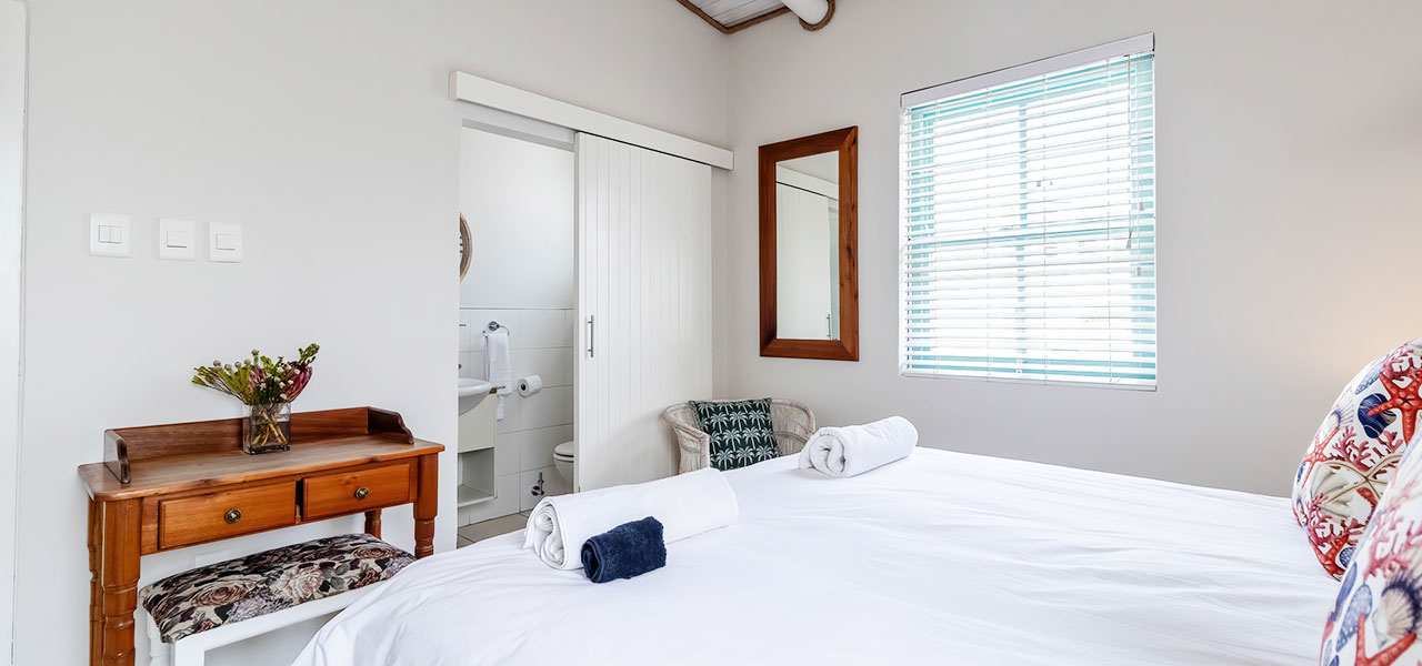 Duintjie, paternoster self-catering accommodation, 3 Bedrooms, book self catering accommodation, western cape, west coast accommodation, paternoster accommodation