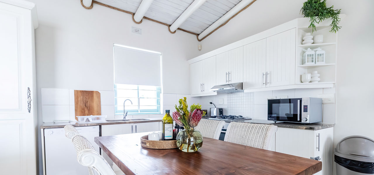 Duintjie, paternoster self-catering accommodation, 3 Bedrooms, book self catering accommodation, western cape, west coast accommodation, paternoster accommodation